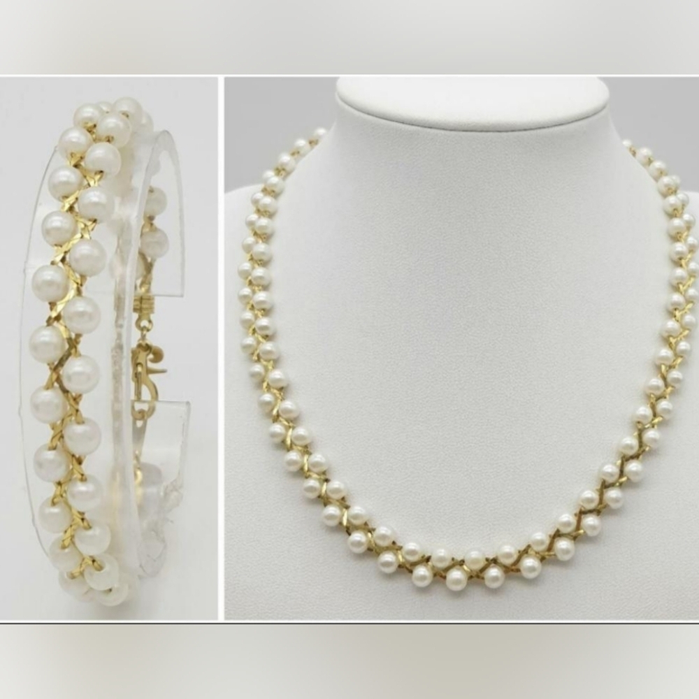 PIERRE CARDIN Gold and Pearl Necklace & Bracelet Gift Set IOB Cardin Jewelry Box